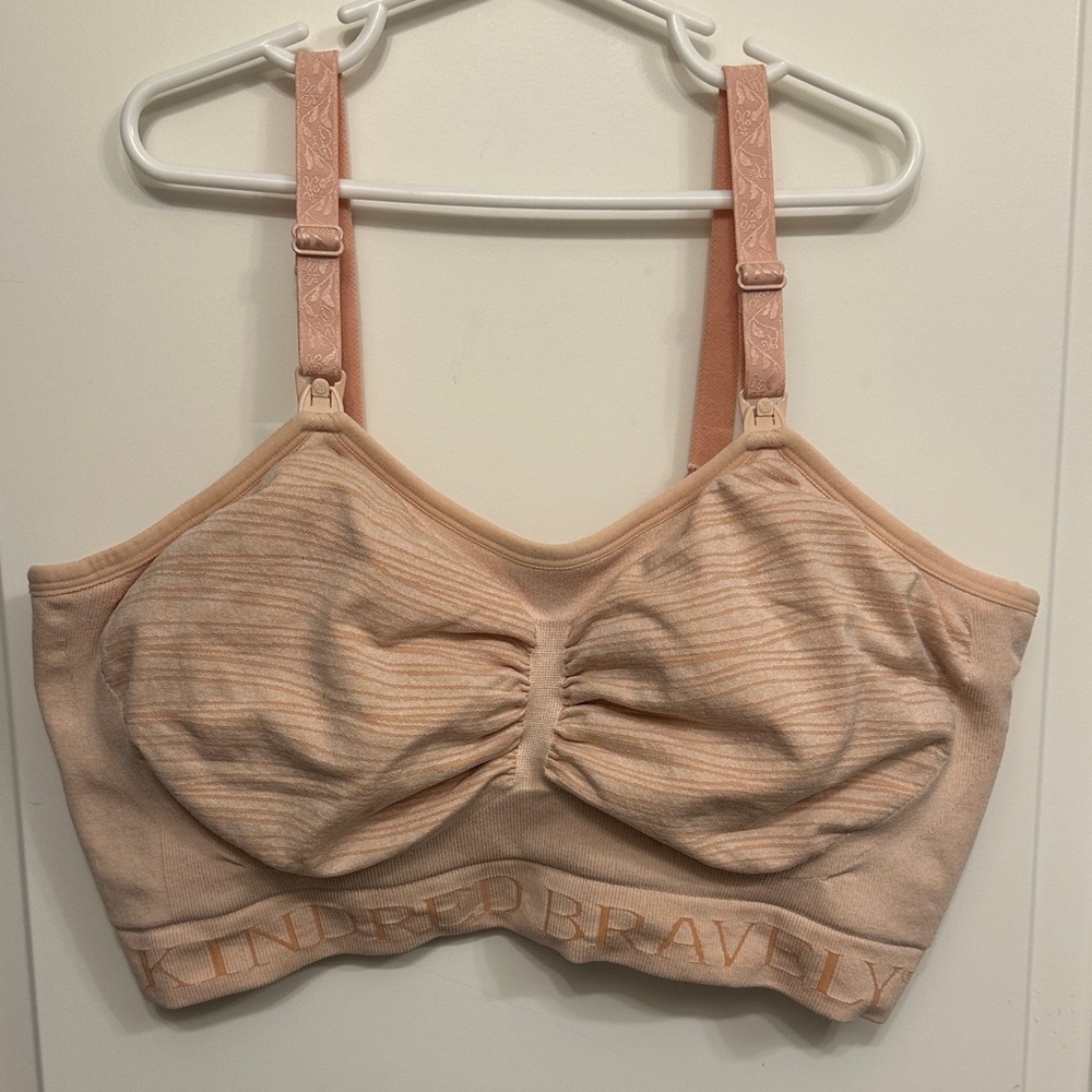Kindred Bravely Soft Peach Pump and Nursing Bra